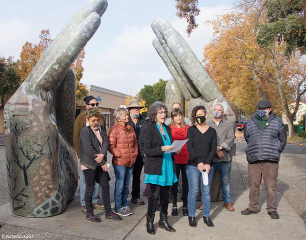 Redistricting battle heats up