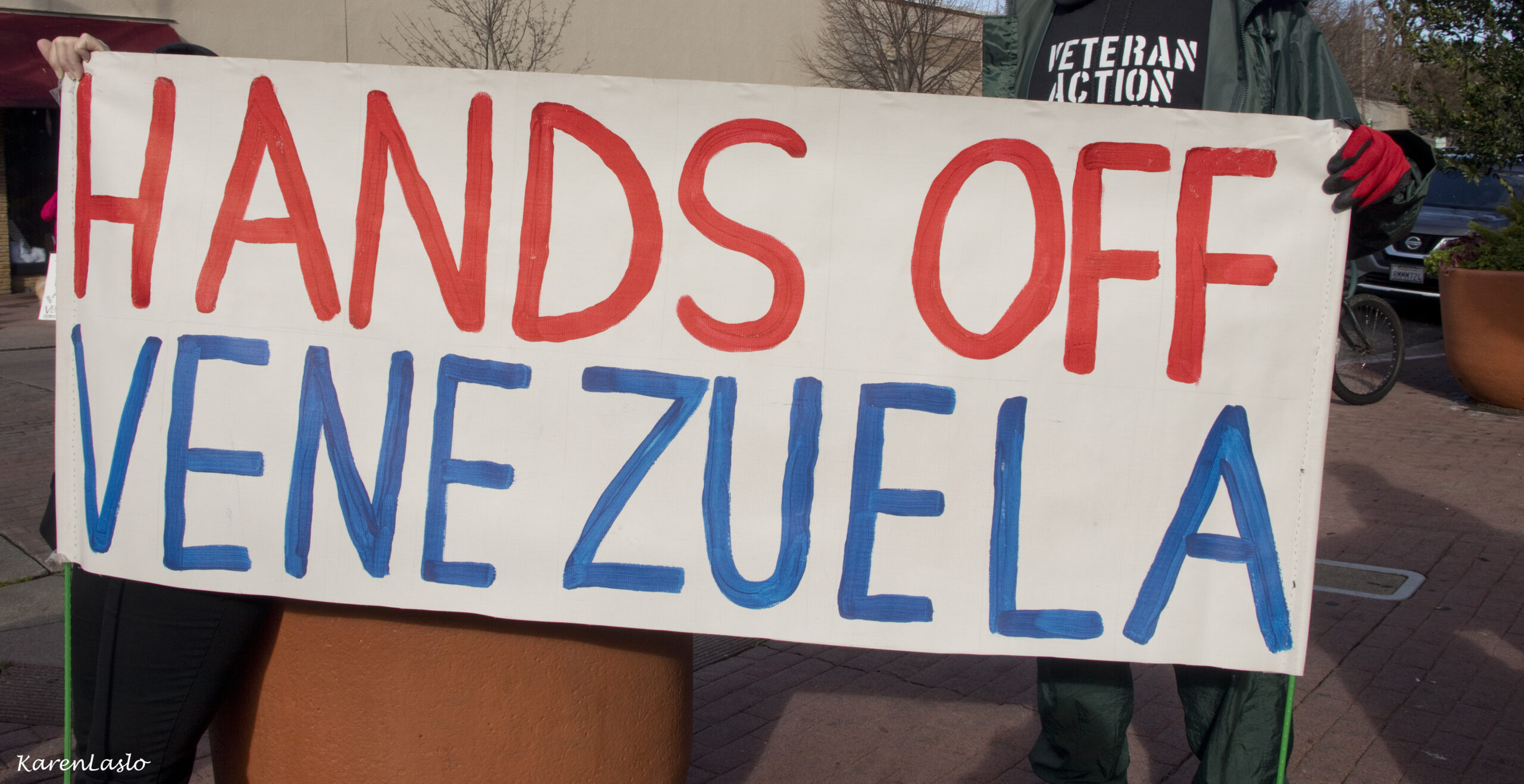 Opposition grows to Venezuela invasion