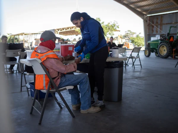Una legisladora quiere restaurar Medi-Cal para indocumentados