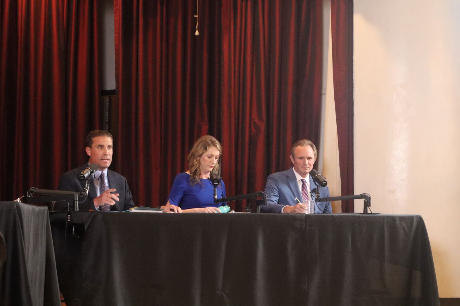 In District 1 candidates' debate, topics include wildfire response, the national debt