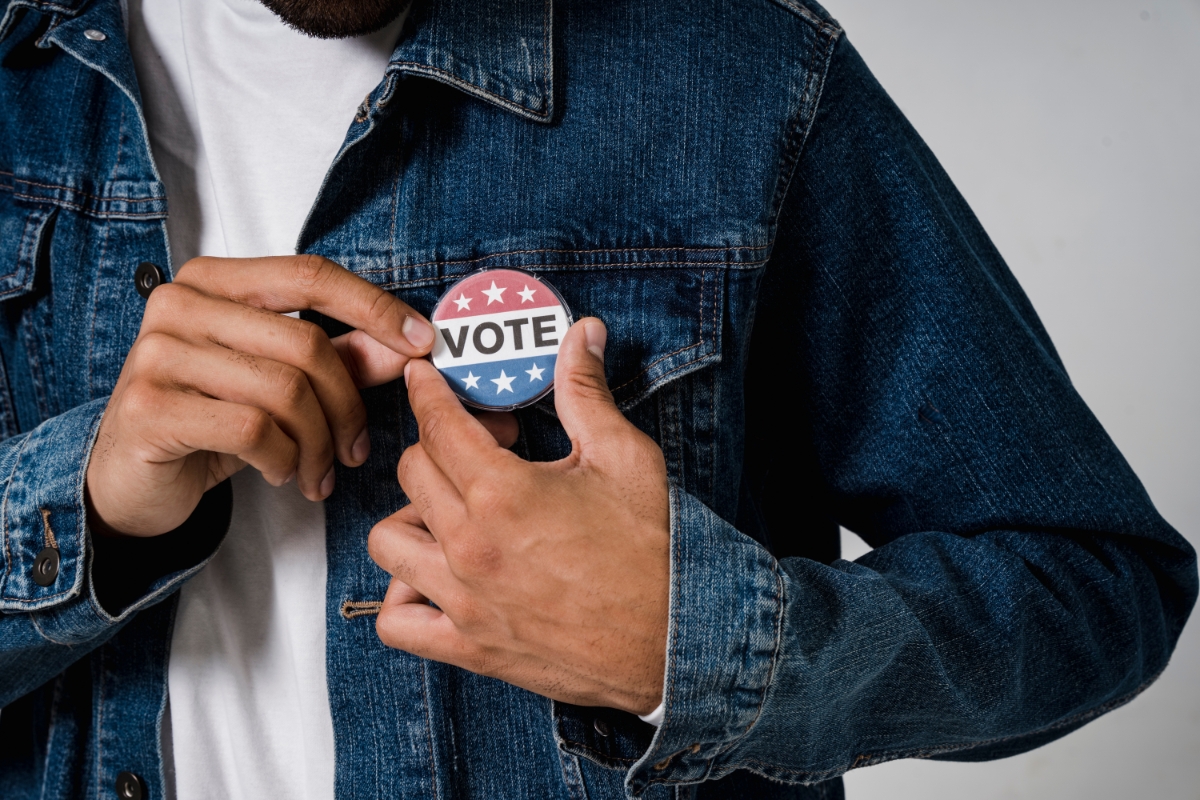 Latino voters grow independent as both parties struggle to win trust